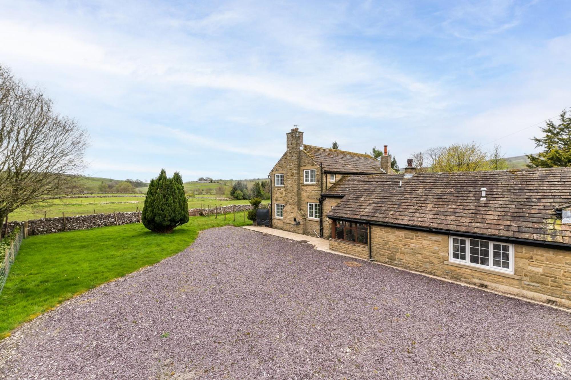 Central Malham Wellbeing Escape Hot Tub & Studio Экстерьер фото